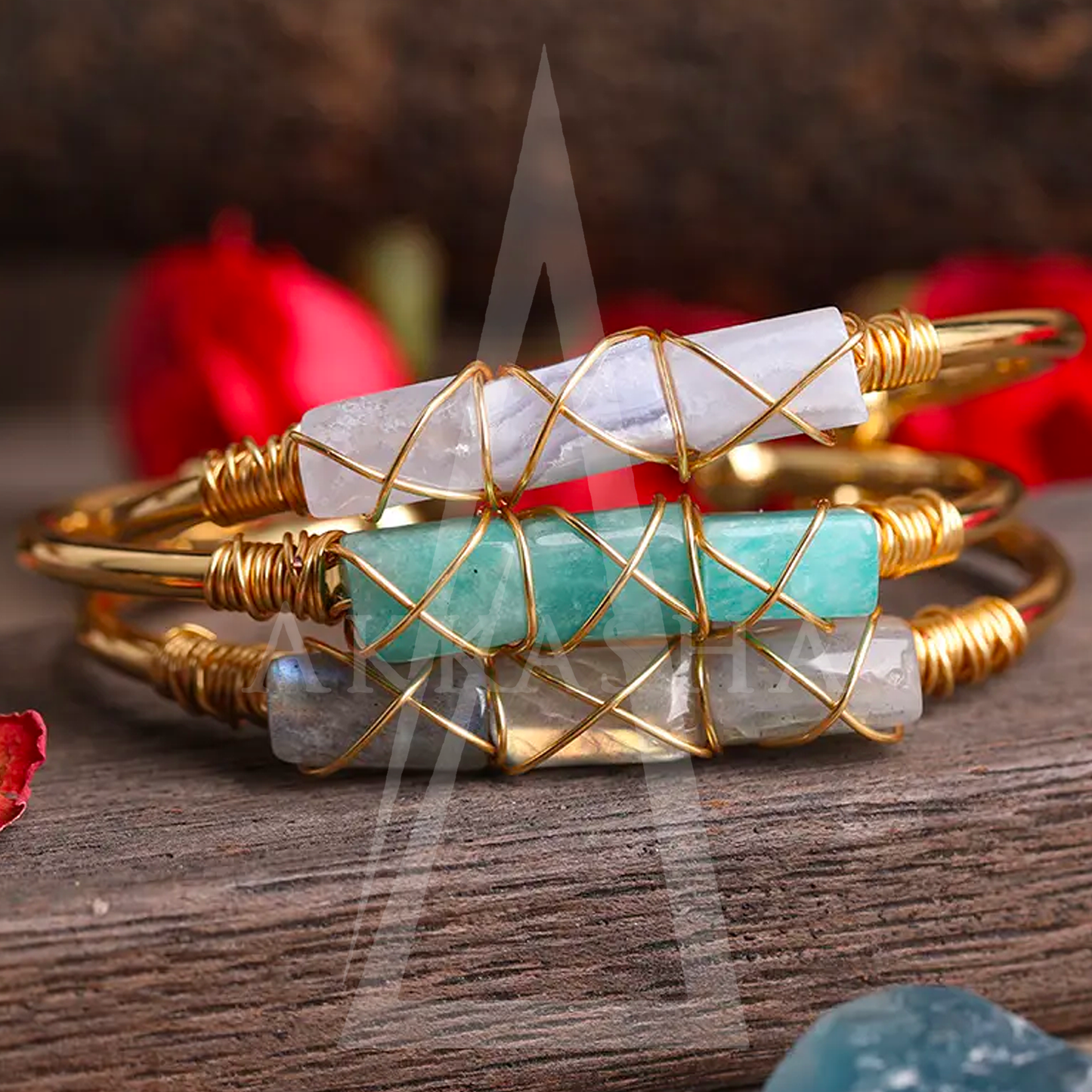 CRYSTAL BAR CUFF