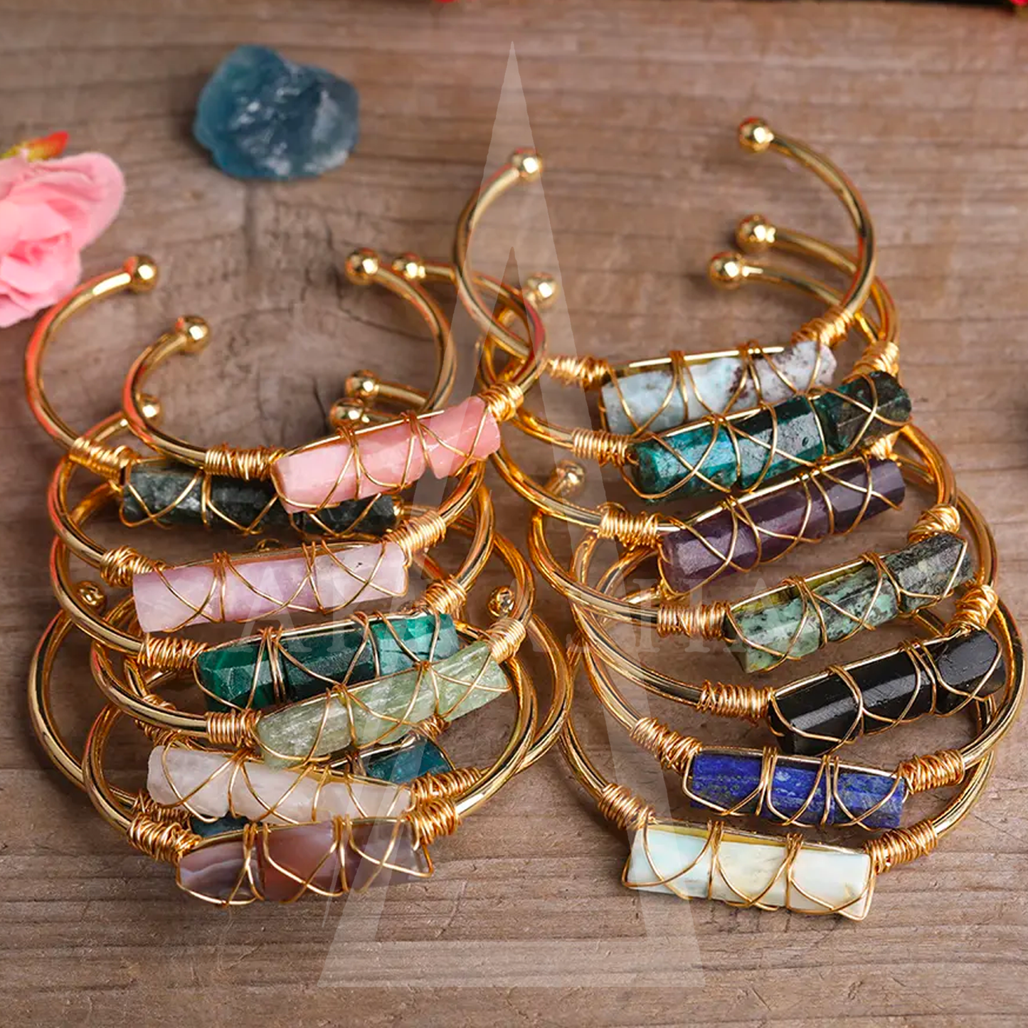 CRYSTAL BAR CUFF