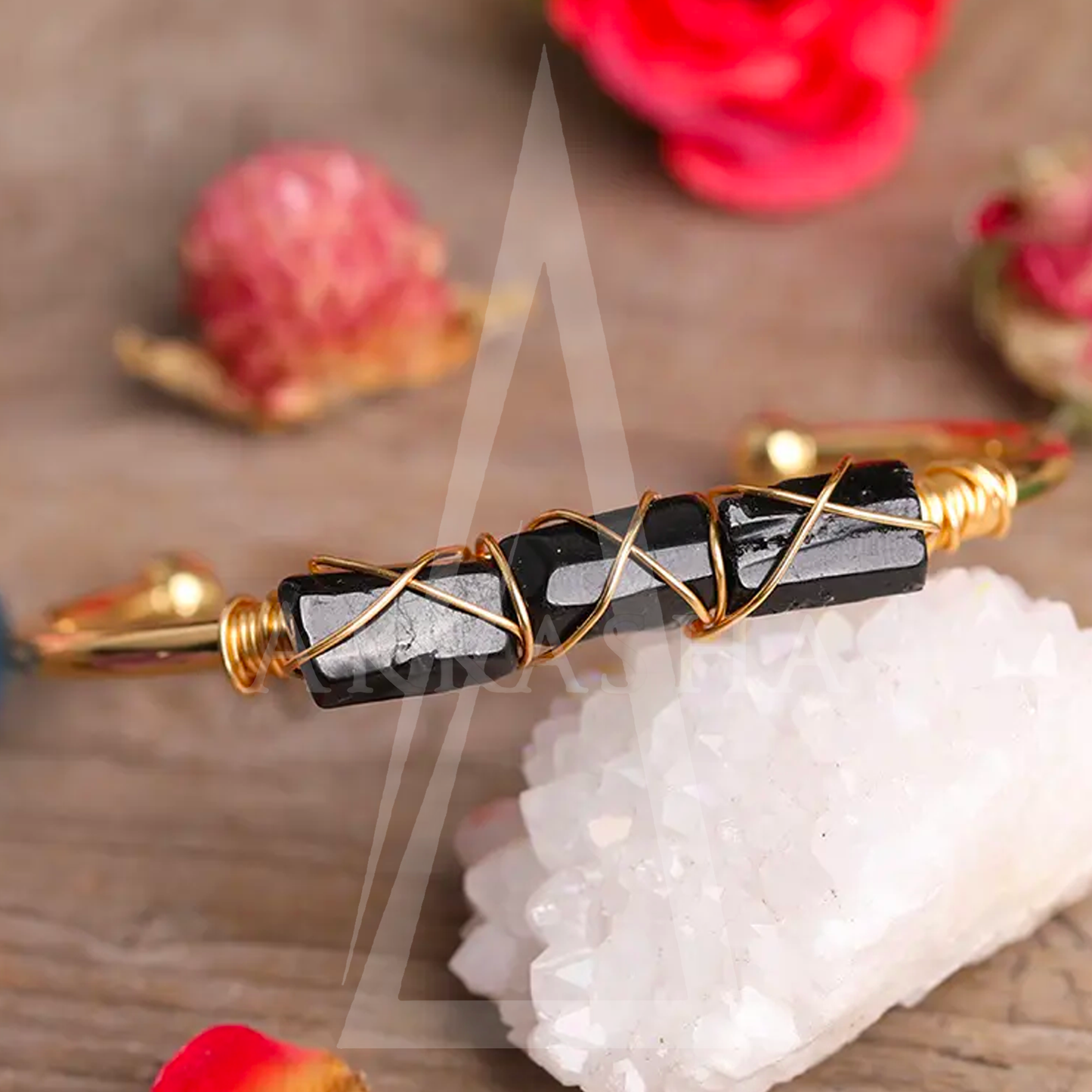 CRYSTAL BAR CUFF