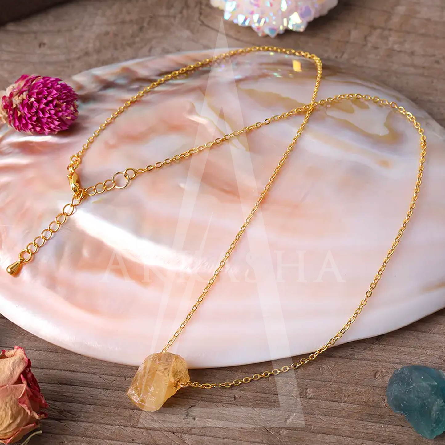 RAW CRYSTAL NECKLACE